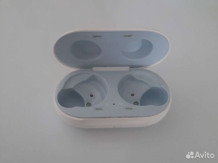 Samsung galaxy buds кейс