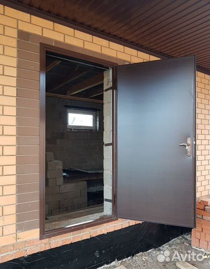 Двери входные на дачу,в дом,тамбурные