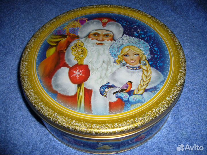 Круглая Новогодняя коробка, металлическая