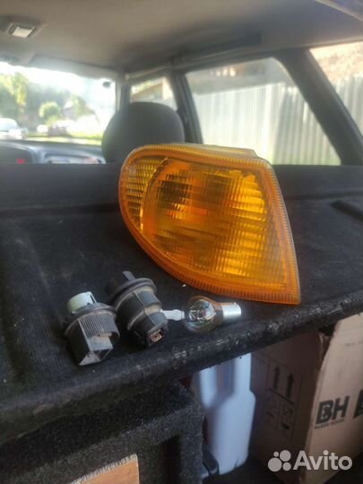 Поворотник ваз 2114 правый