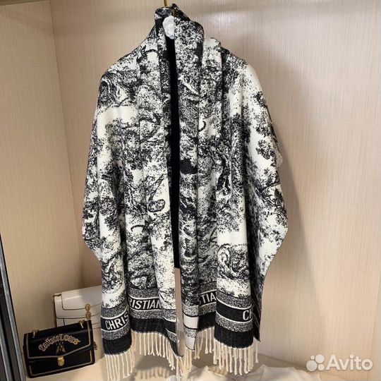 Теплый палантин платок dior