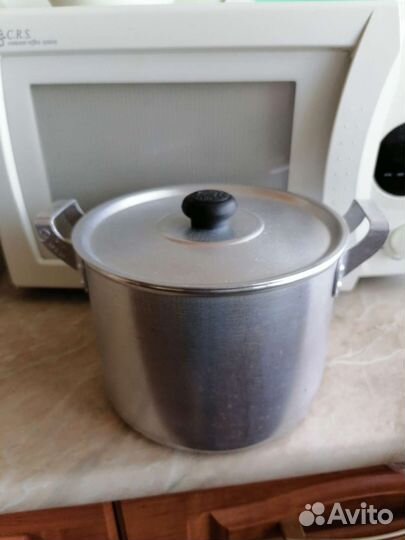 Кастрюля,тазы,формы для выпечки