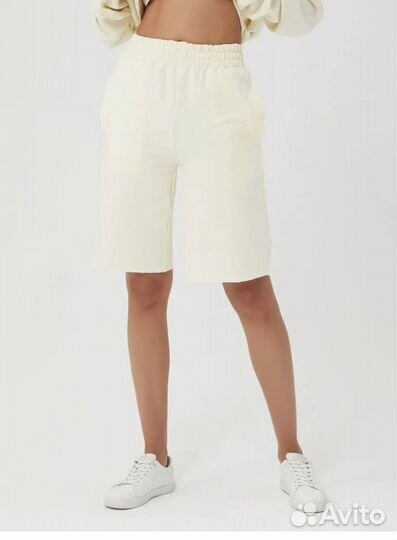Шорты женские молочные 40р