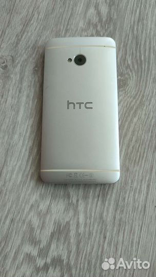 Телефон HTC
