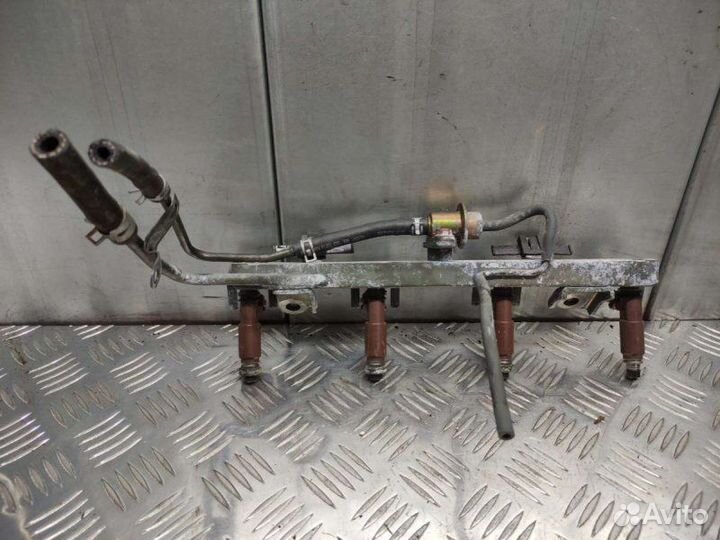 Топливная рампа Suzuki Liana 1.6 2003