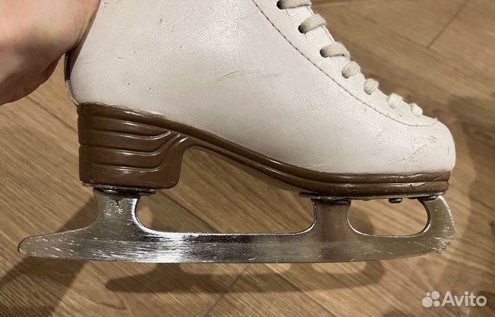 Коньки фигурные Jackson Artiste