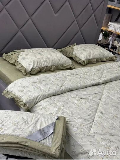Постельное белье с двумя одеялами Евро