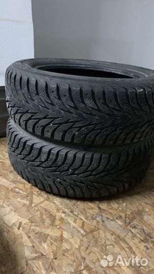 Yokohama Ice Guard Studless IG50 215/60 R17 100T