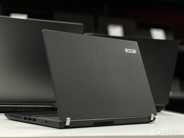 Шустрый Acer Core i5 8g озу SSD256g для работы