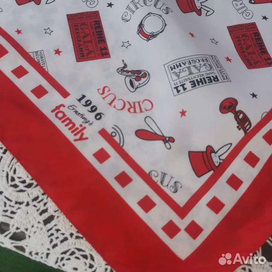 1996 Ernstings family красивый платок
