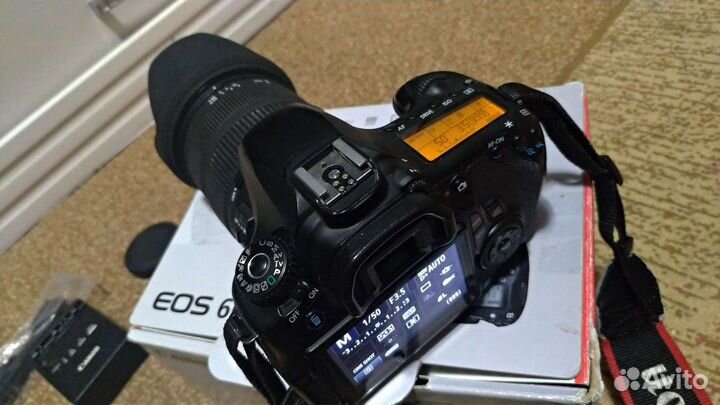 Зеркальный фотоаппарат canon 60d