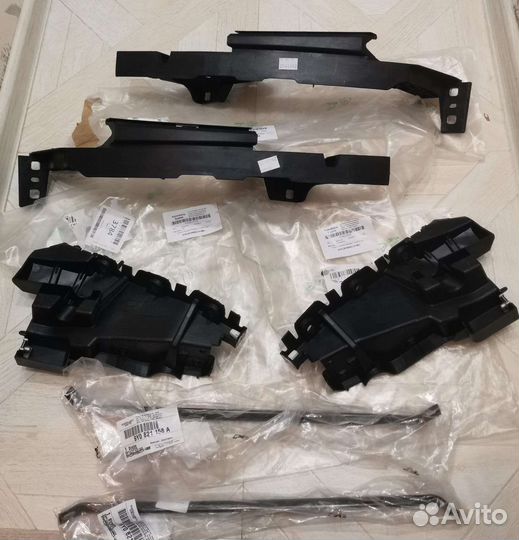 Porsche cayenne 9y0 E3 кронштейн фары бампера нов