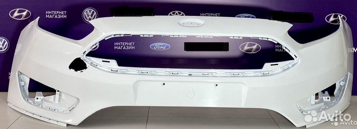 Бампер передний Ford Focus 3 (рестайлинг) белый