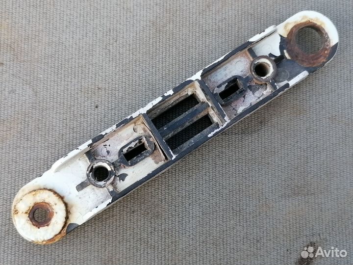 Проставка багажника Audi 100 C3