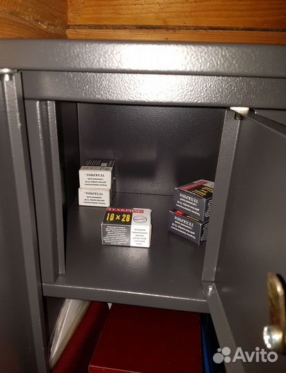 Оружейный сейф Aiko Чирок 1462