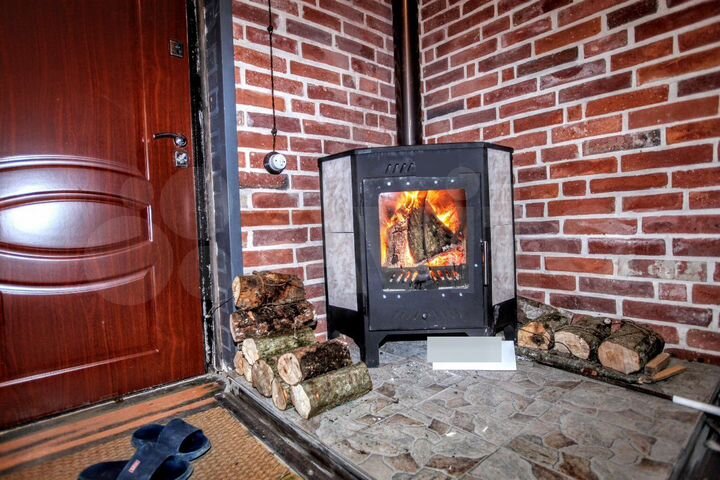 Дом 50 м² на участке 7 сот.