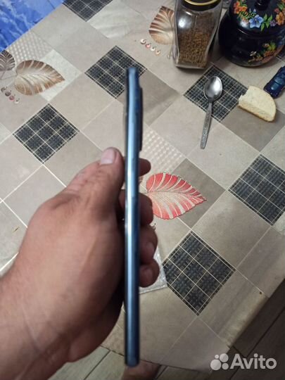 Xiaomi POCO F3, 6/128 ГБ