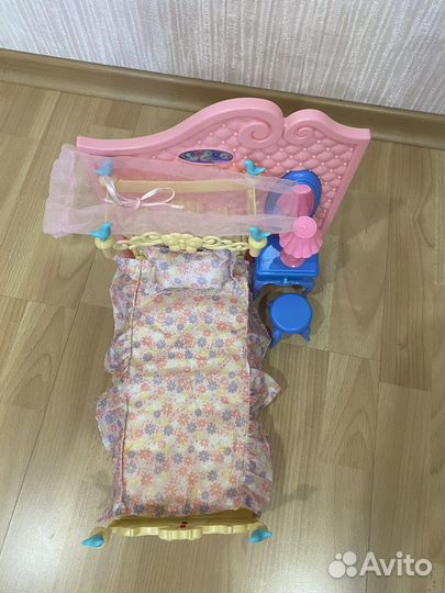 Спальный уголок для кукол