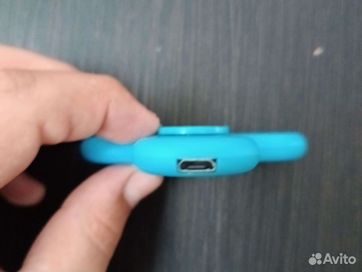 Светяшийся Спиннер с блютузом