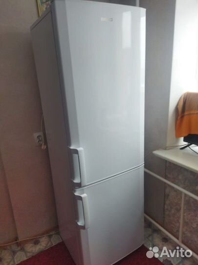 Холодильник beko