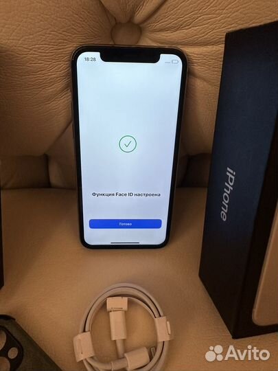 iPhone 11 Pro, 64 ГБ