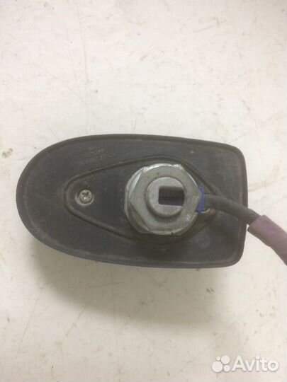 Антенна Toyota Avensis 3 2011-2015