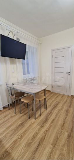 Дом 52 м² на участке 1 сот.