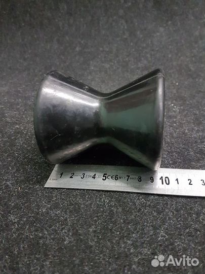 Носовой ролик прицепа