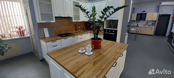 Кухонные гарнитуры