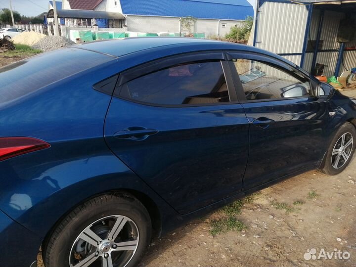 Hyundai Elantra, 2015