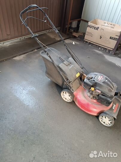 Газонокосилка бензиновая самоходная бу