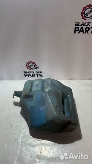 Бачек омывателя volkswagen passat b3