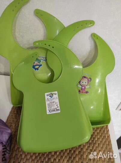 Слюнявчик силиконовый