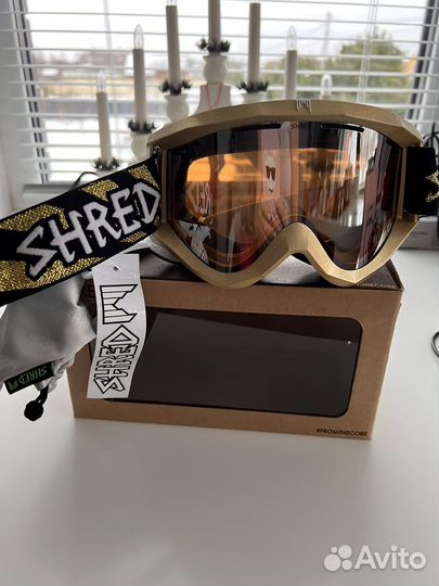 Горнолыжные очки shred