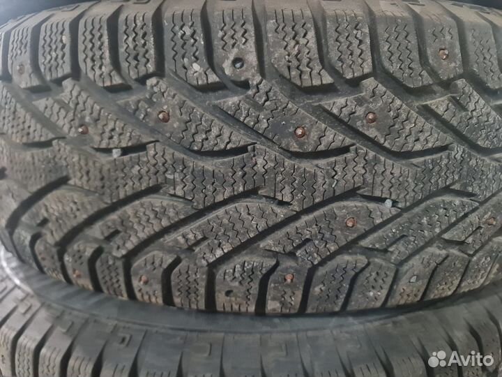 Matador MP 50 Sibir Ice 205/70 R15