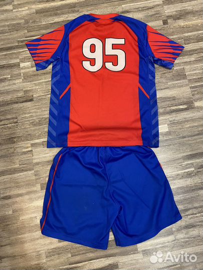 Детская футбольная форма