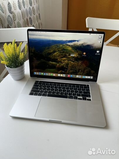 Apple macbook pro 16 2019 i9 1tb