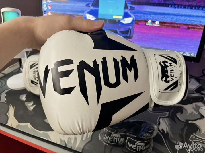 Боксёрский перчатки venom