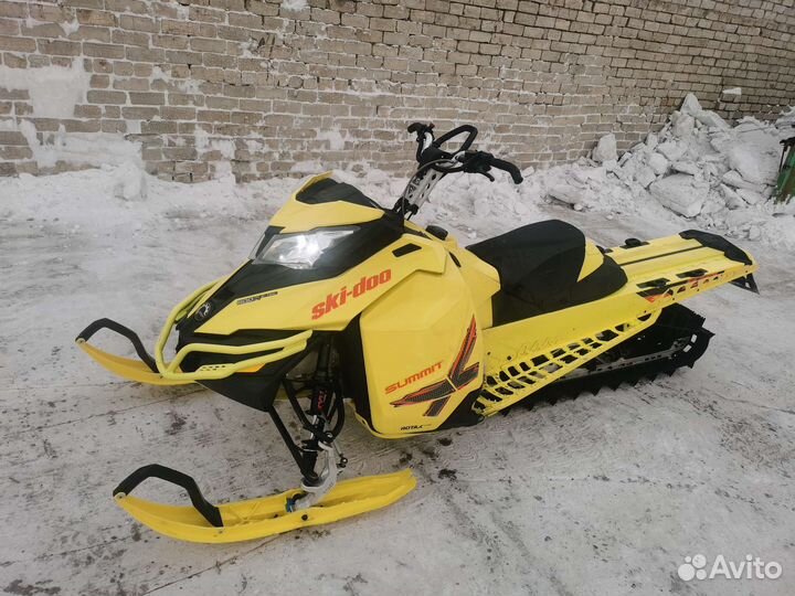 Снегоход BRP summit 800 T3