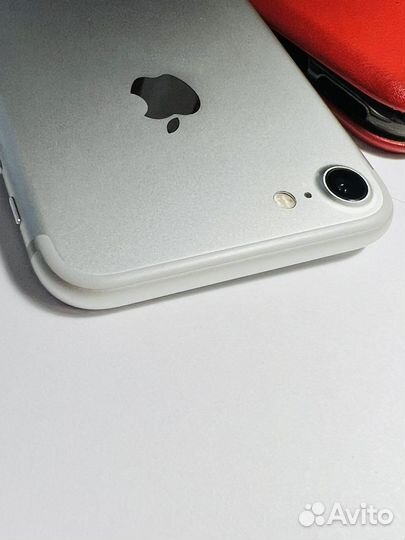 Телефон iPhone 7 128gb