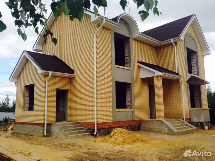 Бригада строителей