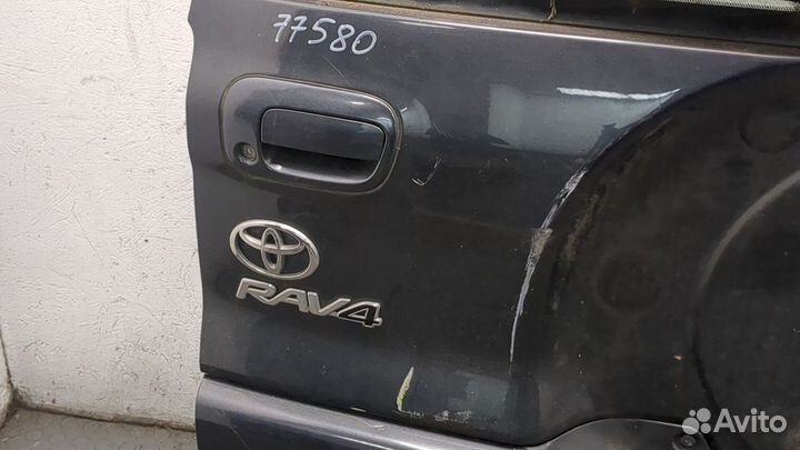 Ручка крышки багажника Toyota RAV 4, 2005