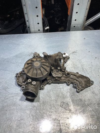 Помпа Mercedes S-Class W222 M157 5.5 I 2016