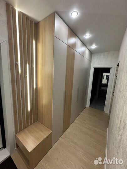 Шкаф в прихожую