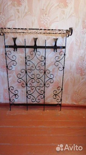 Вешалка в прихожую