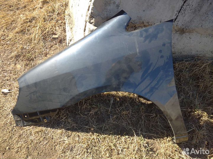 Крыло переднее левое тойота Nadia