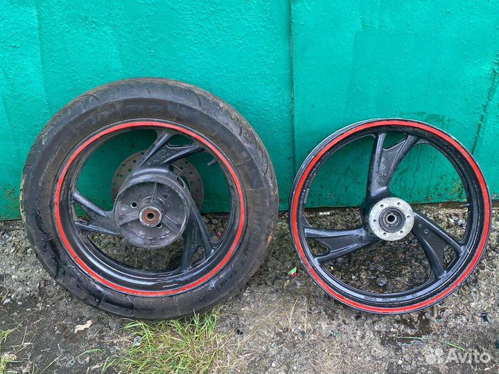 Запчасти для Yamaha TDM 850 900