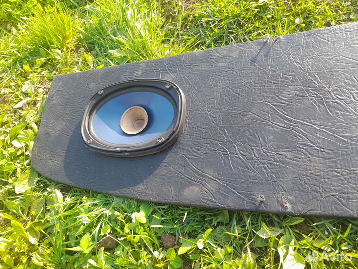 Акустическая полка 3309 в кабину