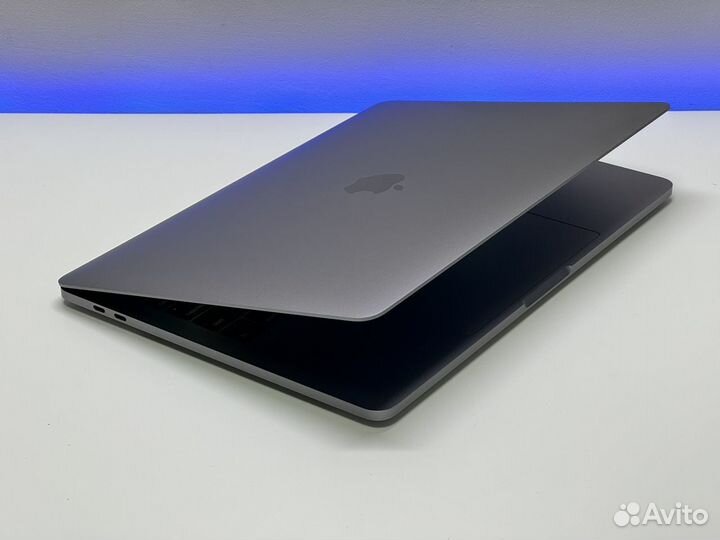 MacBook Pro 13 2019 i5 2.4/16gb/256gb акб 95%