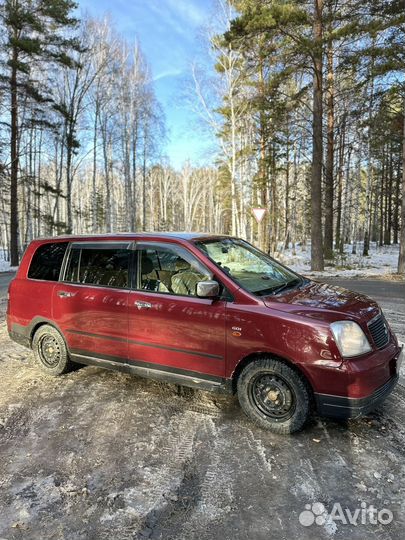 Mitsubishi Dion 2.0 AT, 2000, 292 000 км